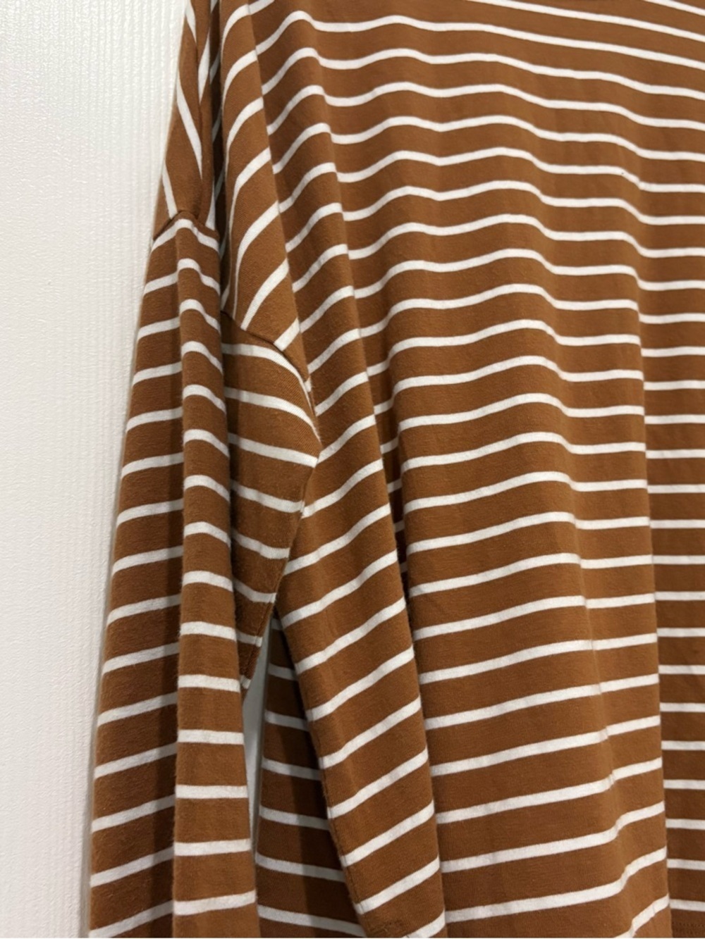 Orvis Women’s Medium Perfect Tee Pima Cotton Striped Brown & White Crewneck - Picture 8 of 13